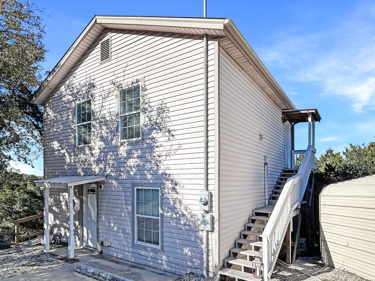 721 Ramblewood Dr #A