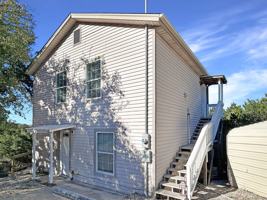 featured image of 721 Ramblewood Dr #B