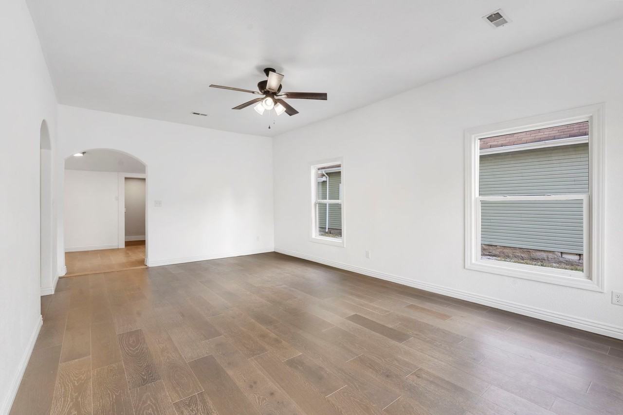 811 W Mount Vernon St - Photo 6 of 25