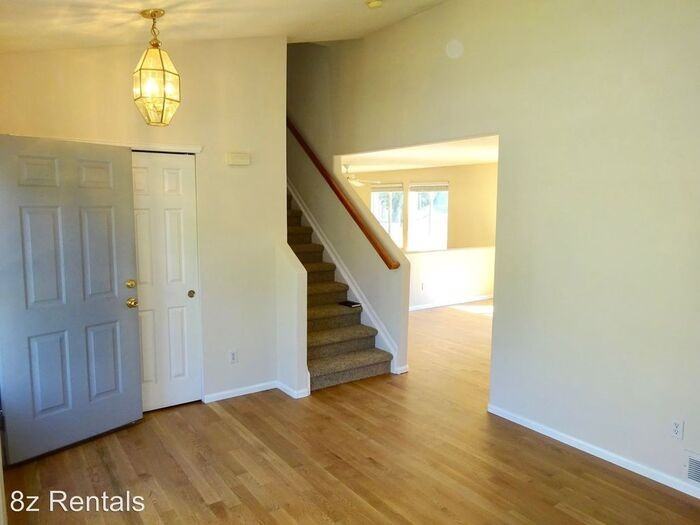 6346 Wolff St - Photo 6 of 26