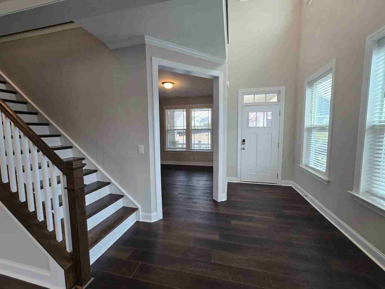 105 Sweetbriar Rose Ct - Photo 3 of 28