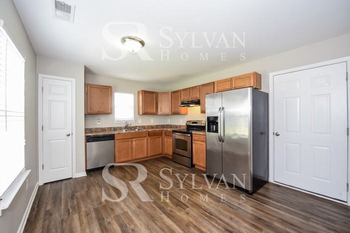 630 Green Pasture Ct - Photo 7 of 16