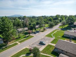 featured image of 27 27 - 919 So Elm St