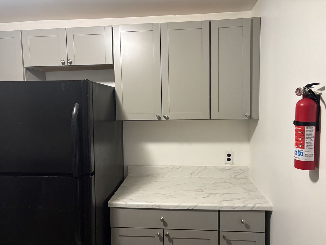 6380 Marsden St - Photo 3 of 9