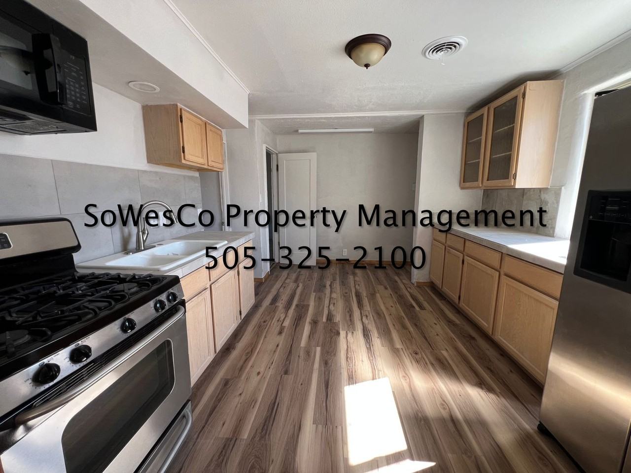 204 E Hopi St - Photo 3 of 10