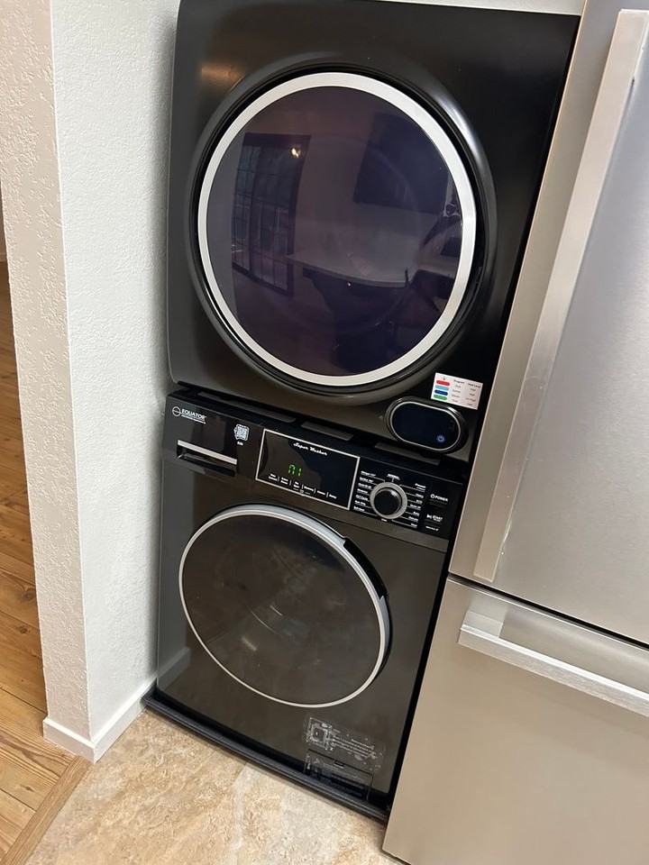 4038 Grover Ct - Photo 4 of 20