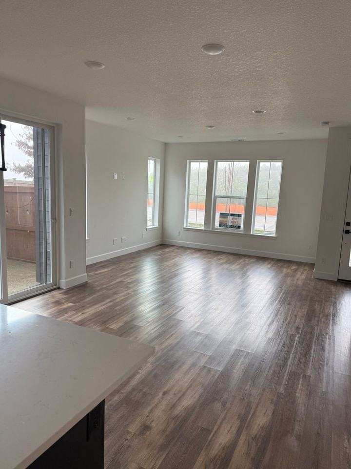 6890 Se Crimson Ln - Photo 4 of 35