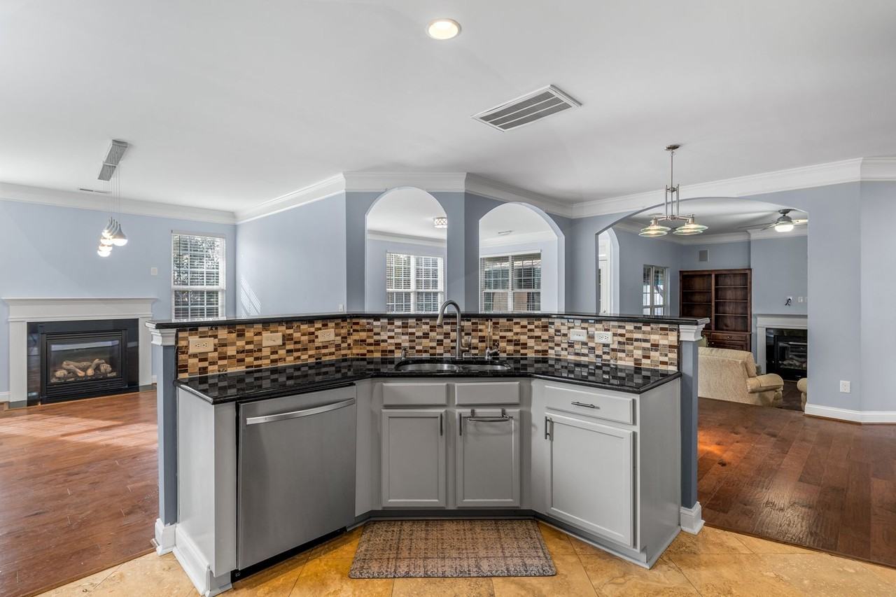 3530 Sage Dale Ct - Photo 7 of 47