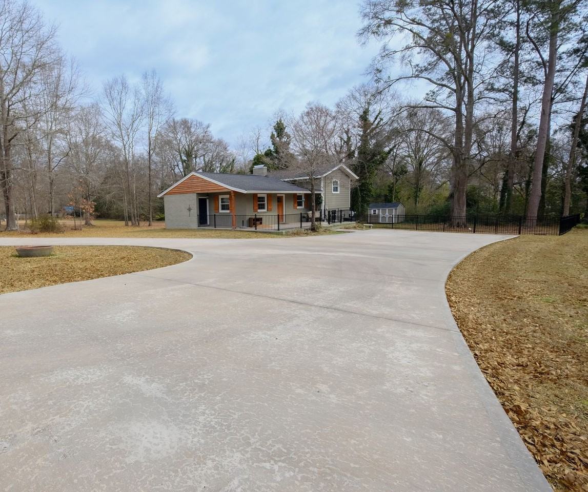 54 Whitehead Dr - Photo 2 of 27