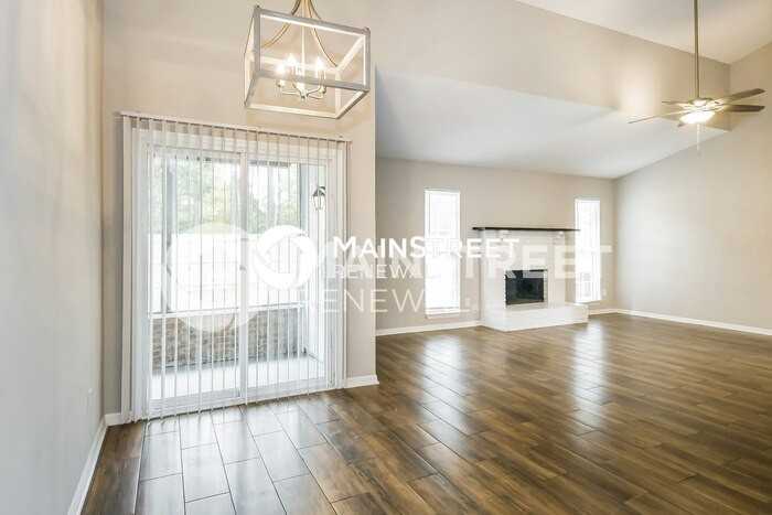 3506 Whalers Way - Photo 6 of 17