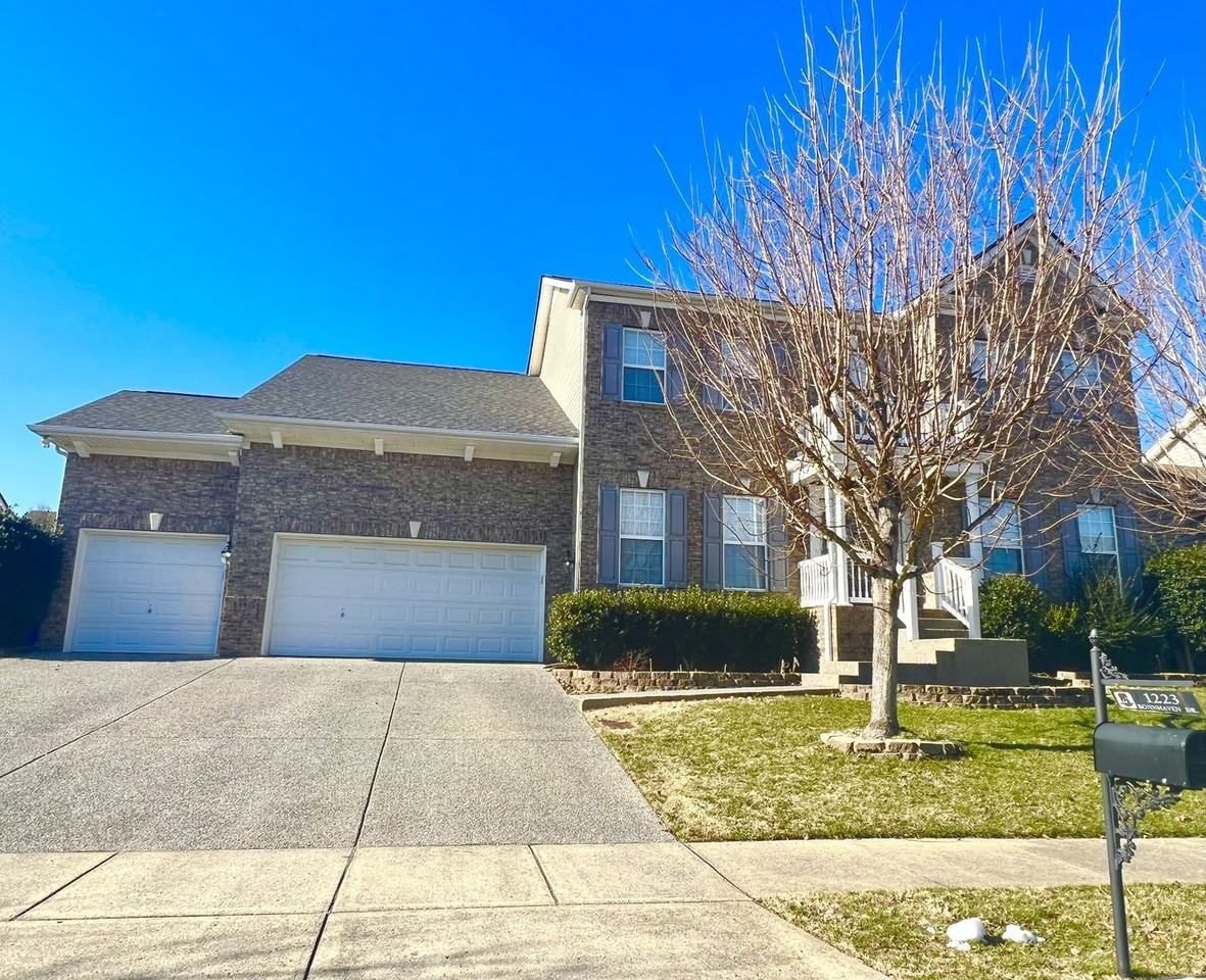 1223 Bonnhaven Dr - Photo 3 of 22