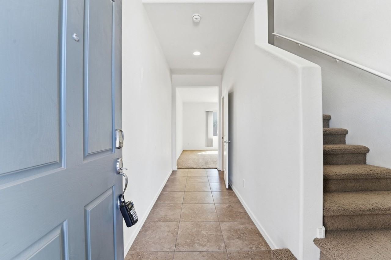 999 W Ayrshire Trl - Photo 7 of 50