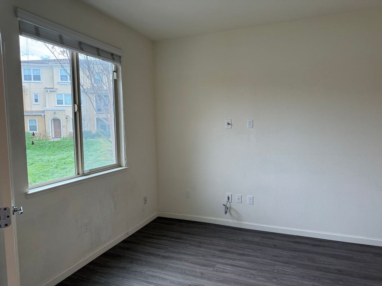 2797 Ferrara Cir - Photo 4 of 40