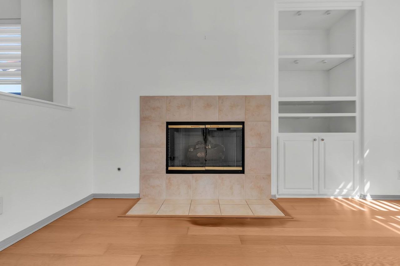 5764 Kylie Ave - Photo 7 of 30