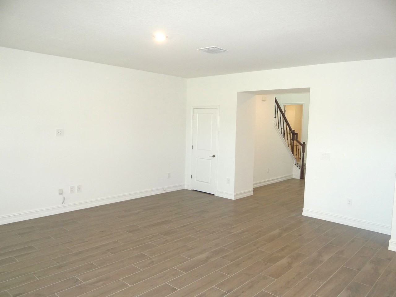 1408 Broward Dr - Photo 6 of 25