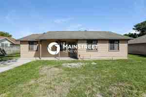 featured image of 1036 Aaron Dr