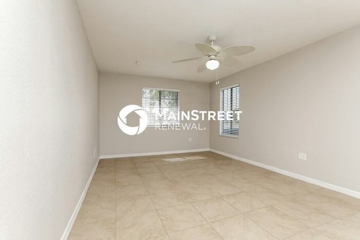 1036 Aaron Dr - Photo 7 of 16