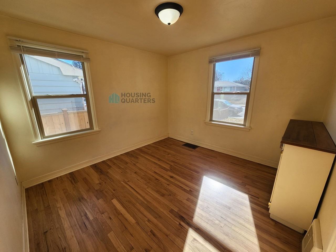 3904 W Wellesley Ave - Photo 7 of 23