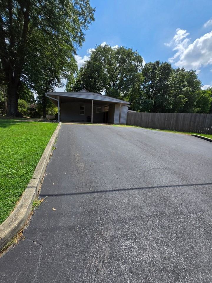 6871 Raleigh Lagrange Rd - Photo 2 of 12