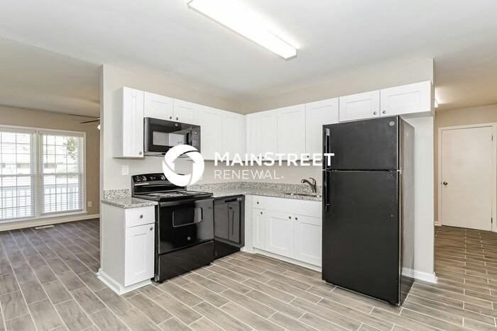 634 Roxbury Dr - Photo 7 of 16