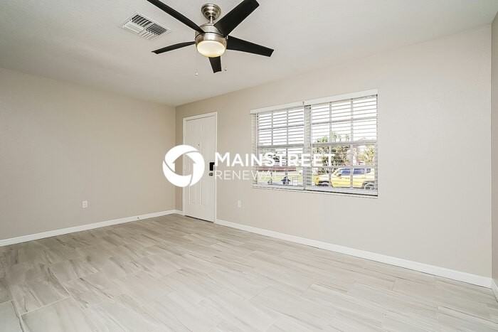 11440 Fox Run - Photo 4 of 16