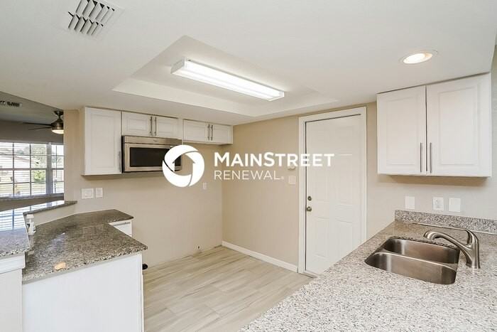 11440 Fox Run - Photo 6 of 16