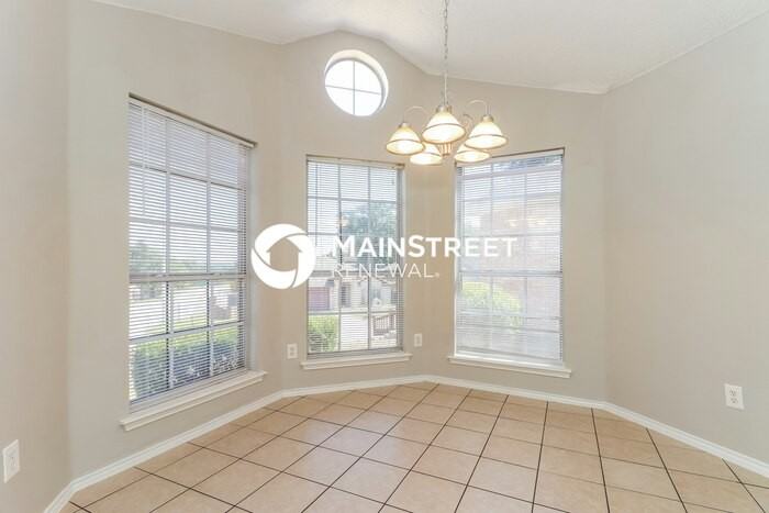 1450 Arbor Ridge Dr - Photo 5 of 16