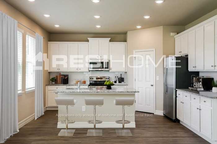 1770 Rookery Rd - Photo 3 of 17