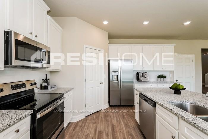 1770 Rookery Rd - Photo 4 of 17