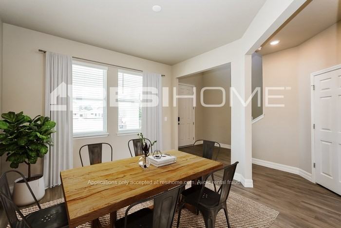 1770 Rookery Rd - Photo 5 of 17