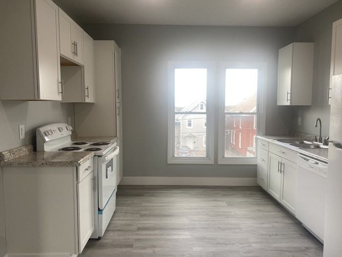 128 Church St - Photo 6 of 21