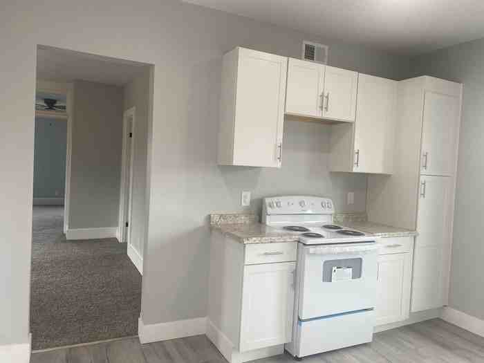 128 Church St - Photo 7 of 21