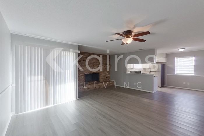 350 E Davis Cir - Photo 6 of 26