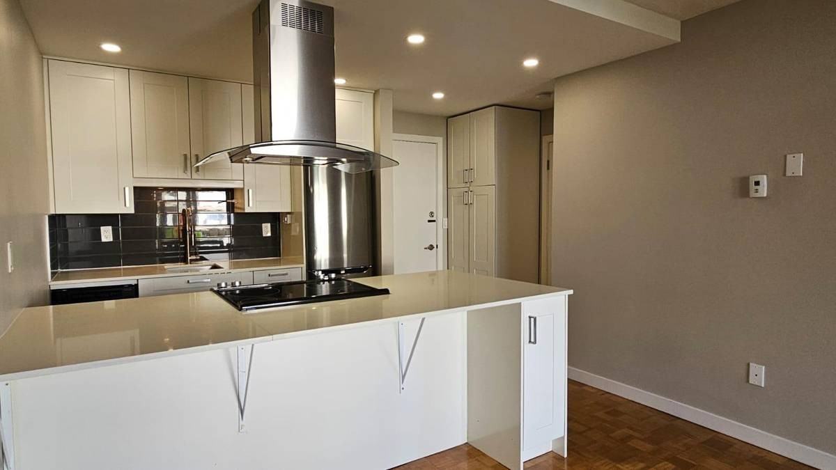 2910 Alder Street #208 - Photo 2 of 14