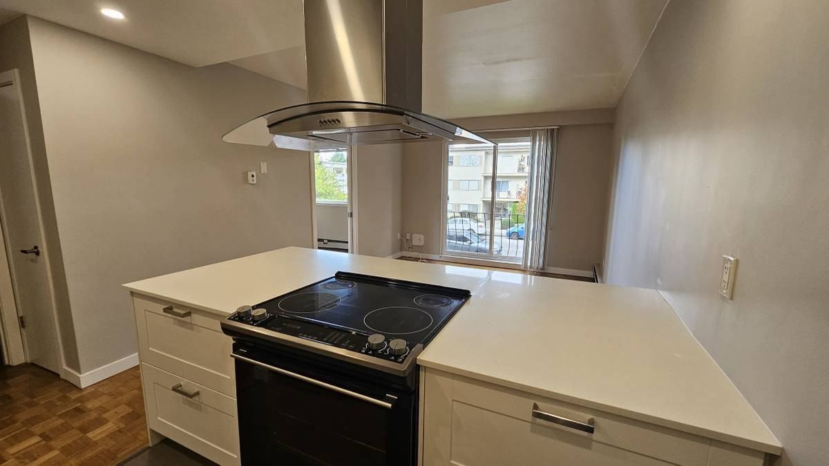 2910 Alder Street #208 - Photo 3 of 14