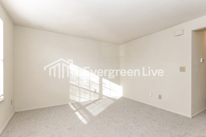 8040 Mount Everest St - Photo 3 of 15