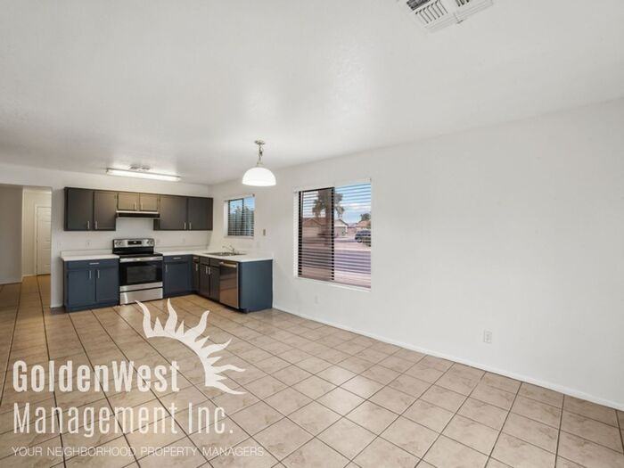 4730 N 86th Dr - Photo 5 of 19