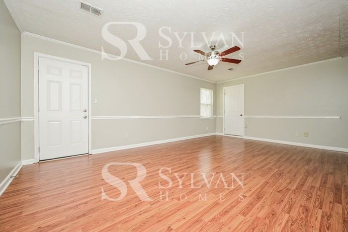 6142 Katherine Rd - Photo 2 of 15