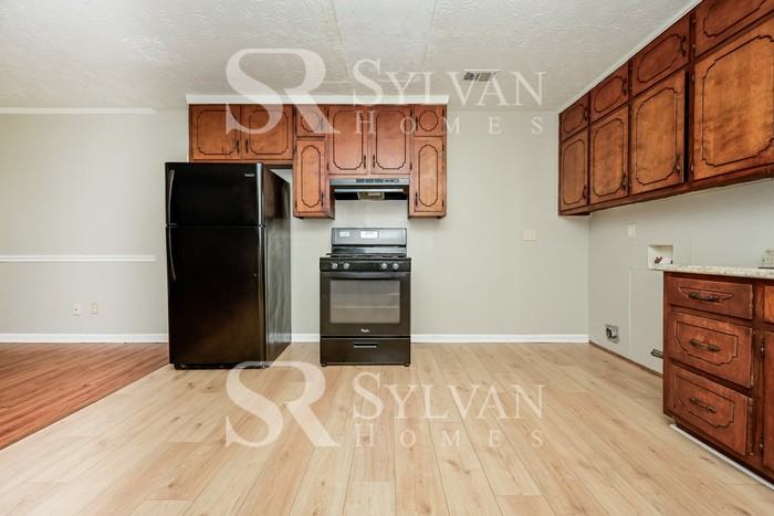 6142 Katherine Rd - Photo 4 of 15