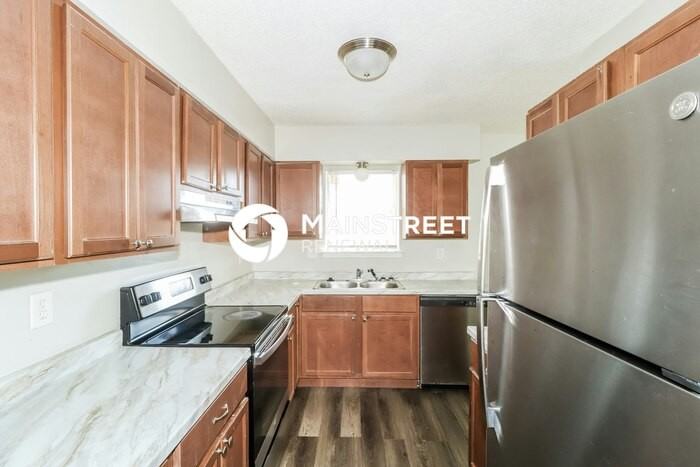 4402 Guildhall Dr - Photo 5 of 18