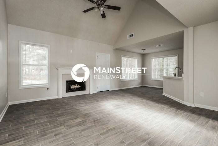 750 Stonehaven Chase - Photo 2 of 19