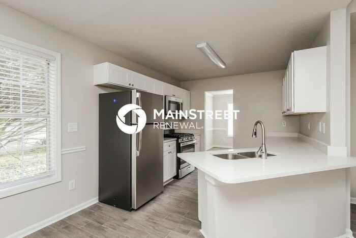 750 Stonehaven Chase - Photo 5 of 19