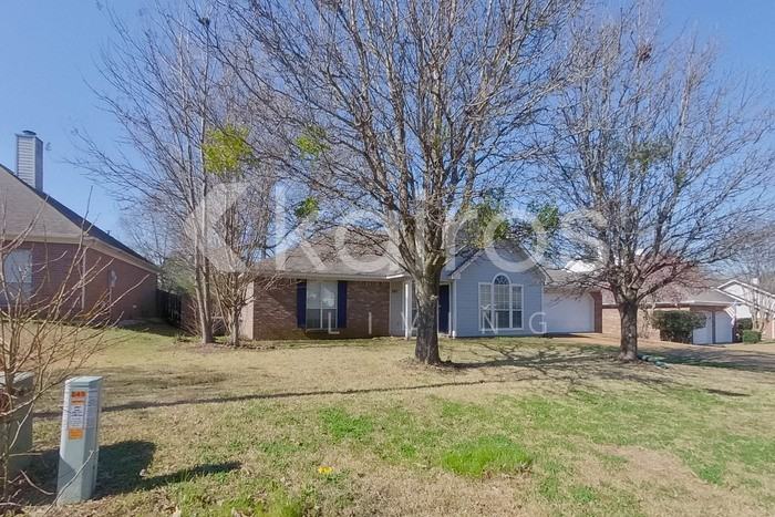 845 Windward Dr - Photo 2 of 26