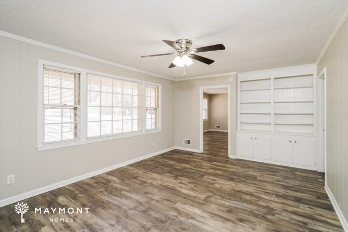 2716 Diane Dr - Photo 7 of 11