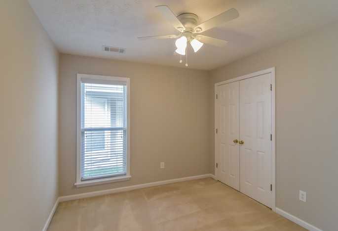 4669 Young Pointe Mnr - Photo 7 of 10