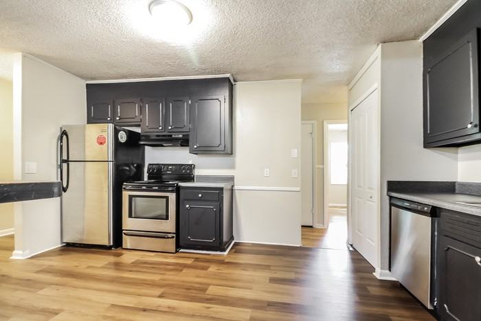 6 Theodore Cir - Photo 6 of 12