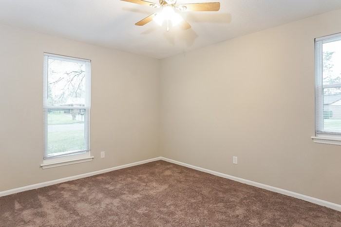 3606 Andorra Ct - Photo 5 of 10