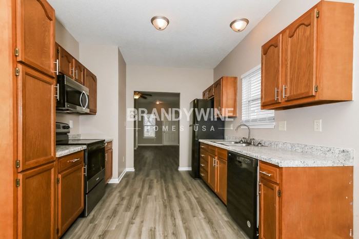 7215 Parklake Pl - Photo 7 of 20