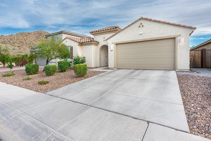 1809 W Fawn Way - Photo 2 of 28