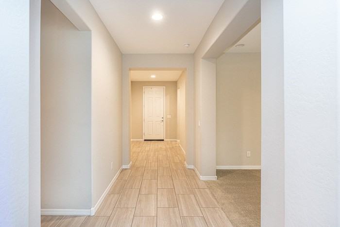 1809 W Fawn Way - Photo 3 of 28